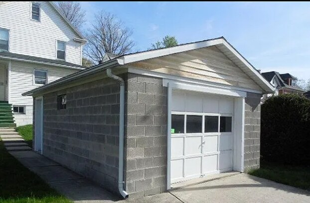 Building Photo - 150 Hammer Ave