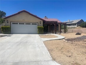 Building Photo - 14723 Blue Grass Dr