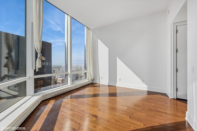 Building Photo - 401 N Wabash Ave