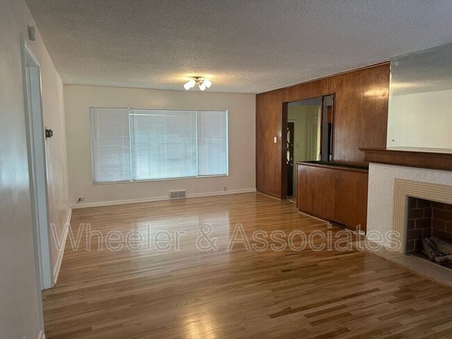 Building Photo - 938 Bel Mar Dr