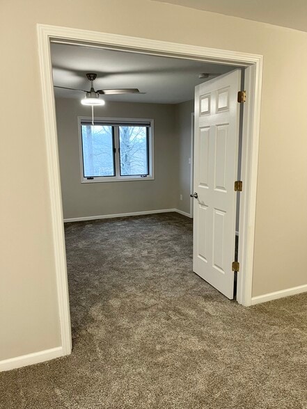 LL Bedroom - 984 22nd Ave