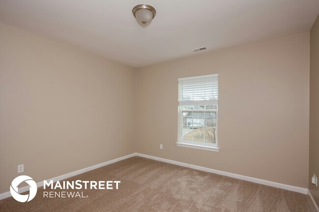 Building Photo - 2028 Quill Ct