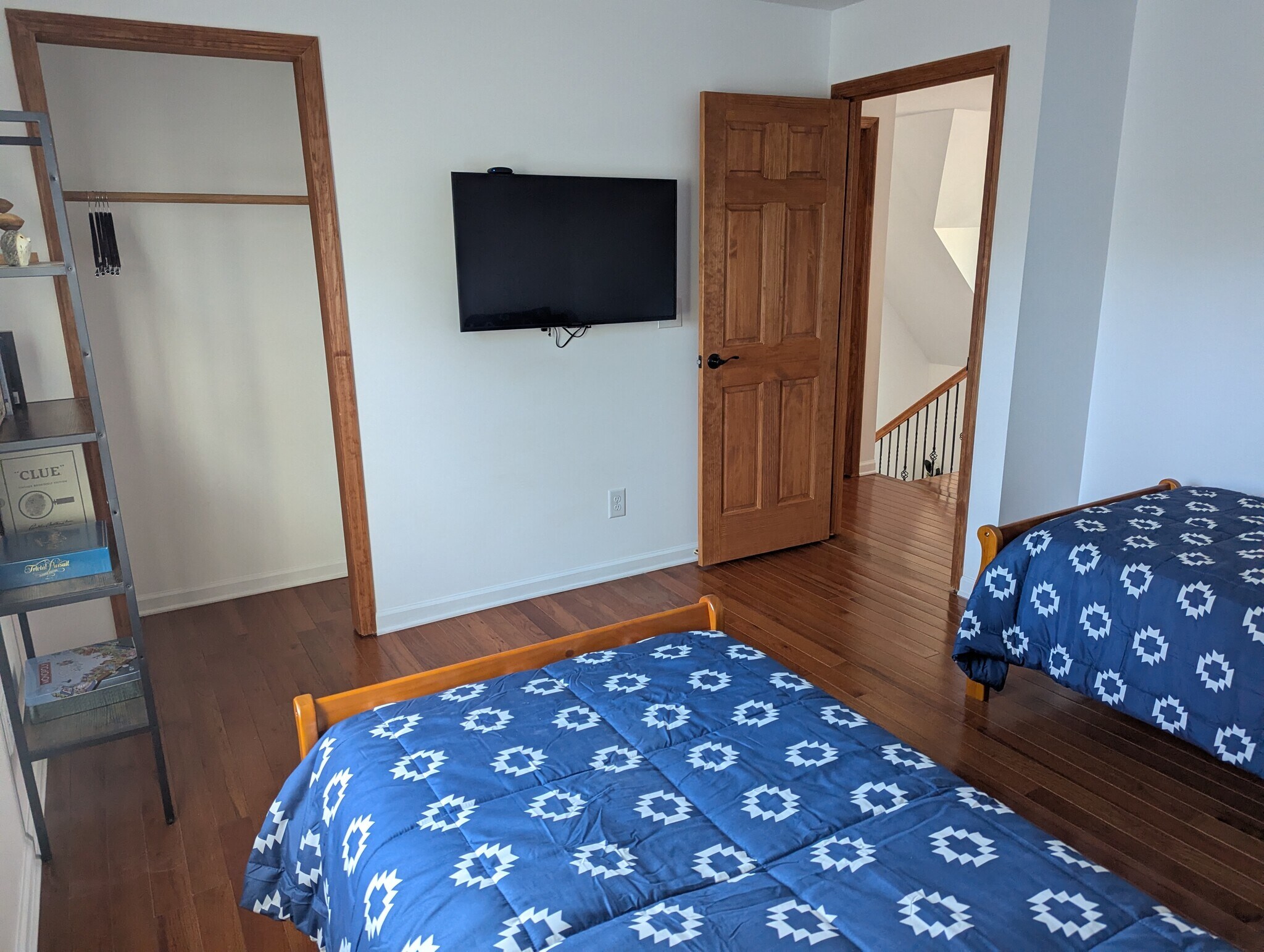 Upstairs bedroom #2 - 3812 James Ed Rd