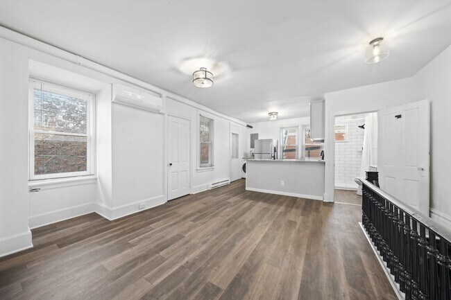 Building Photo - 1531 Green St