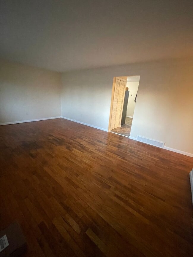 Building Photo - Three Bedroom Ranch Home - AA/Pittsfield Township