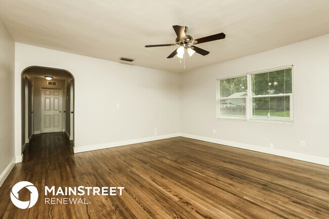 Building Photo - 830 N Tuxedo Ave