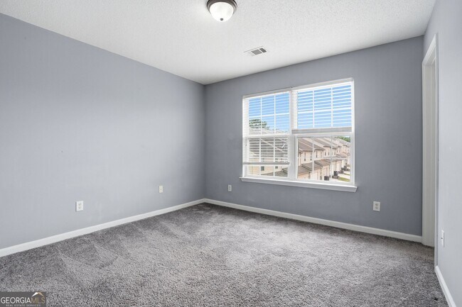 Building Photo - 5497 Festival Ave