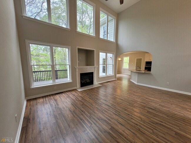 Building Photo - 755 Brooks Cir