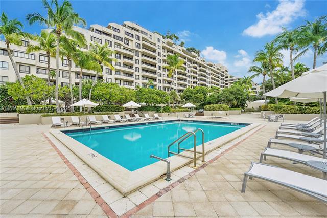 Building Photo - 151 Crandon Blvd