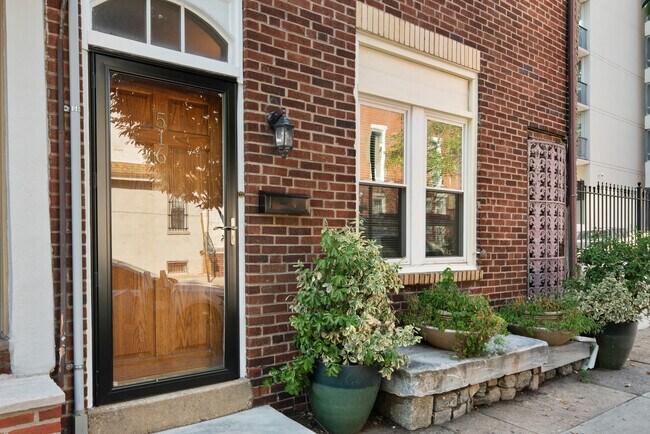 Primary Photo - 516 S 13th St