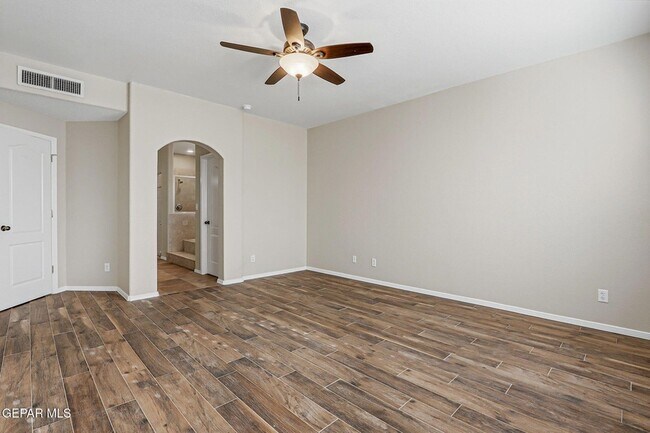 Building Photo - 6398 Franklin Summit Drive