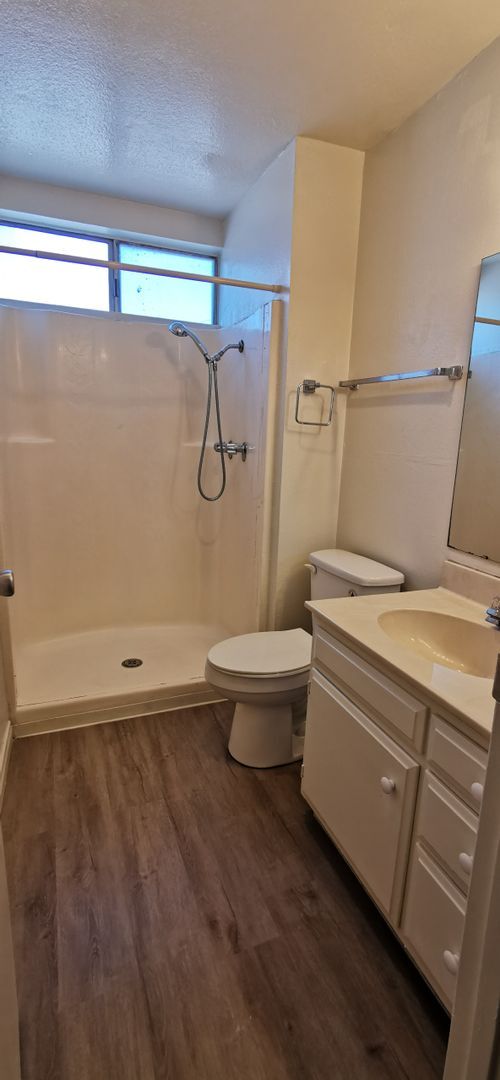 Building Photo - Apartment For Rent In La Mesa!