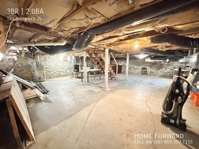 Building Photo - 144 Shawnee Pl