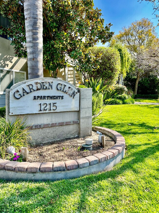 Building Photo - Garden Glen Apartments