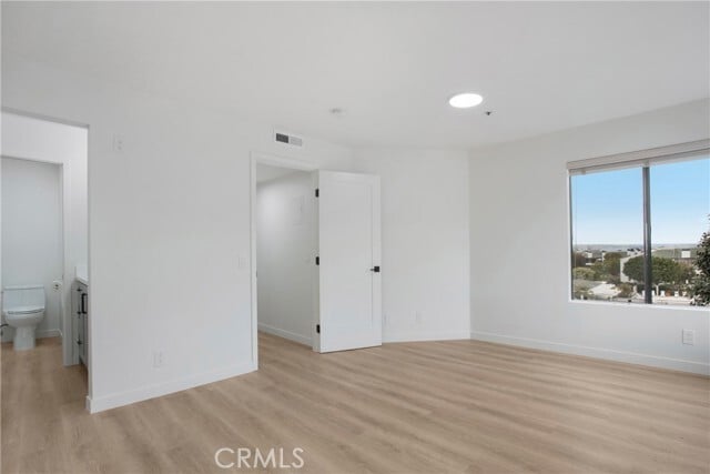 Building Photo - 240 Nice Ln