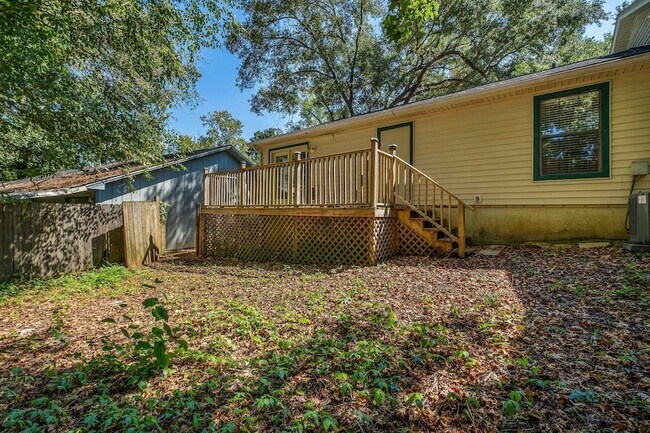 Building Photo - 1826 Meriadoc Rd