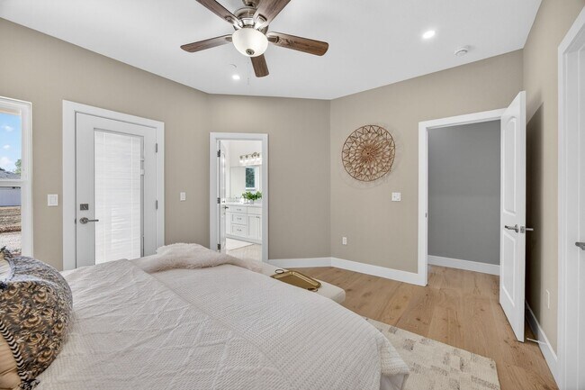 Building Photo - Stunning Custom Home with Optional Junior ADU