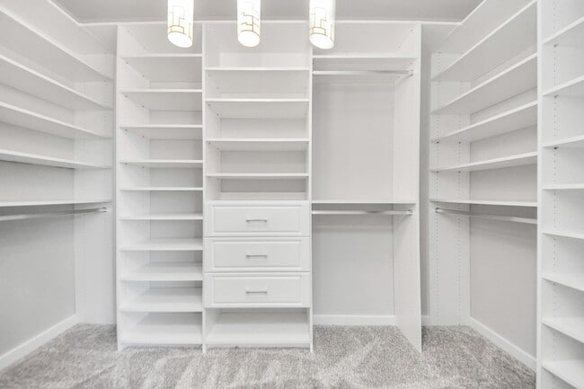 Building Photo - 7515 Rivercane Shore Ln