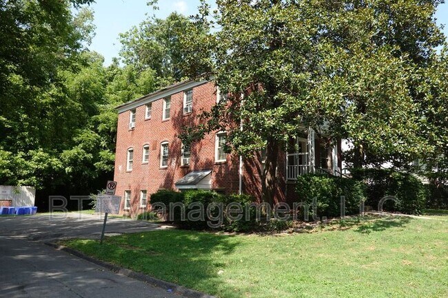 Building Photo - 310 Domer Ave