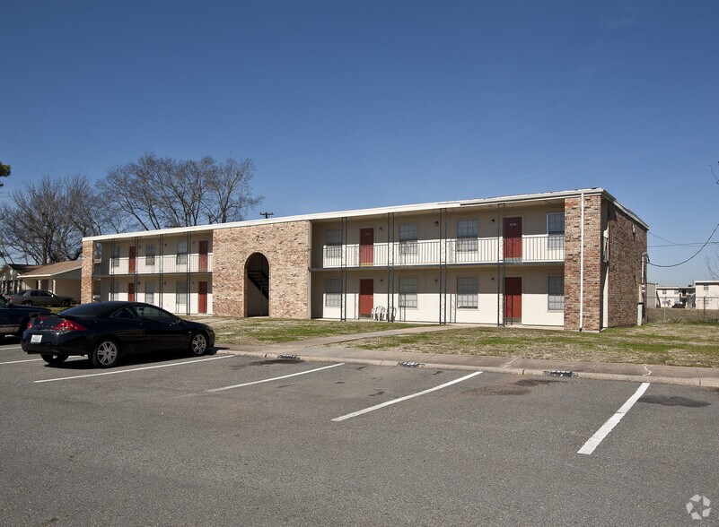 Vieux Carre' Apartments 3210 Cloverdale Pl Bossier City LA 71111