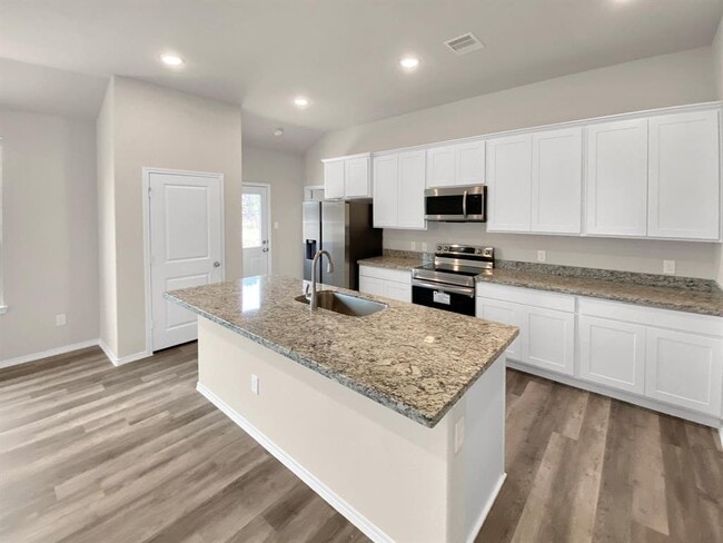 Building Photo - 12275 Lake Conroe Hills Dr