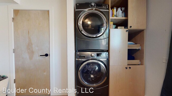 Building Photo - 3 br, 2 bath House - 860 Gilpin Dr