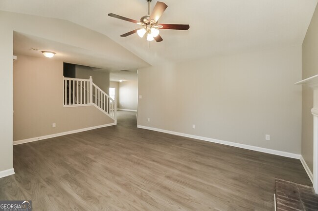 Building Photo - 7762 Briar Forest Ln