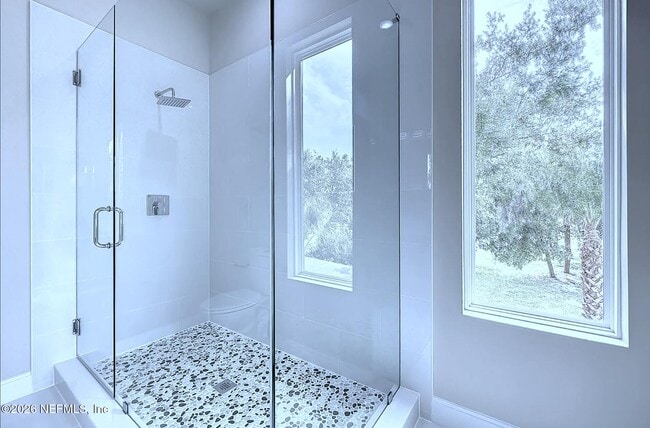 Building Photo - 5395 Heckscher Dr