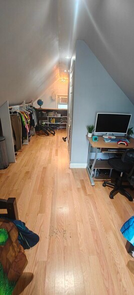 Building Photo - 1 Stockton St