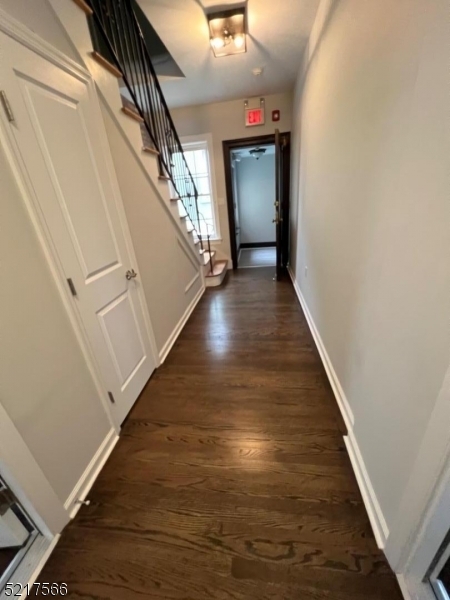 Building Photo - 109 Wanaque Ave
