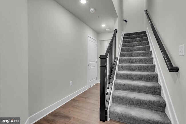 Building Photo - 5754 Frederick Douglas Pl
