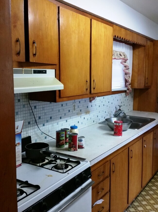 Building Photo - 36 Fayette St