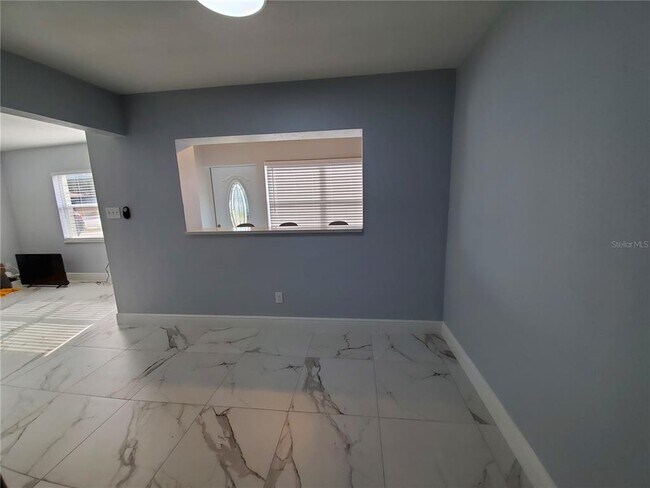 Building Photo - 4119 W Nassau St