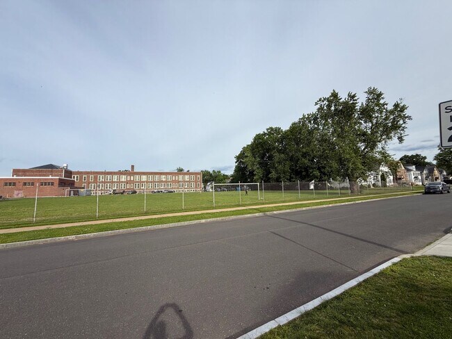 Building Photo - 120-122 Ardmore Road
