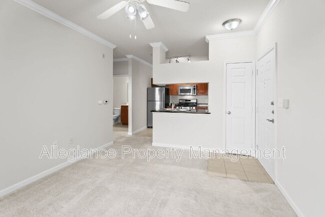 Building Photo - 12929 Centre Park Cir