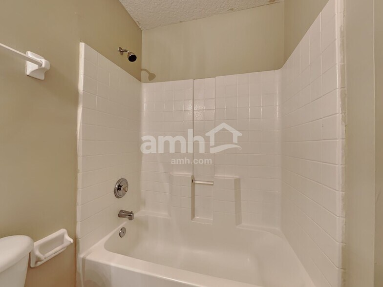 Building Photo - 9565 Staples Mill Dr