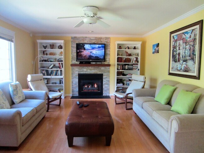 Building Photo - 6315 Victorious Song Ln