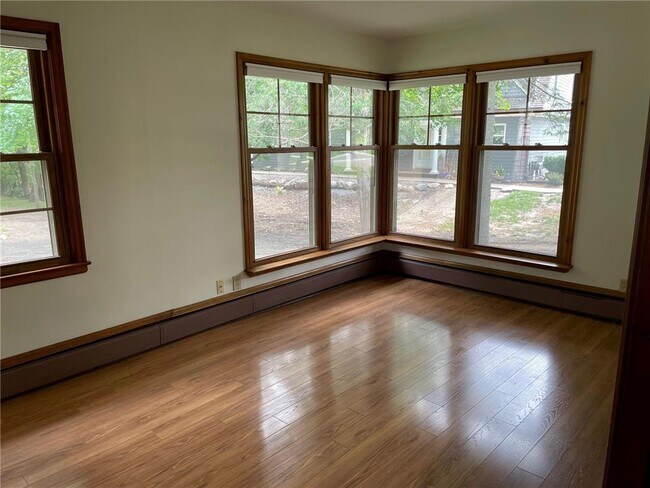 Building Photo - 330 Central Ave S