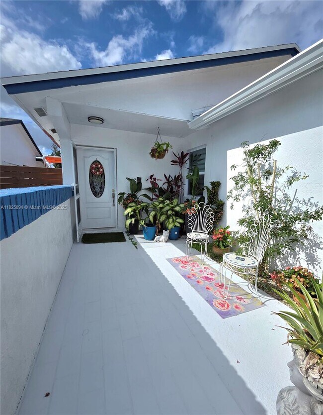 Building Photo - 12307 SW 195th Terrace