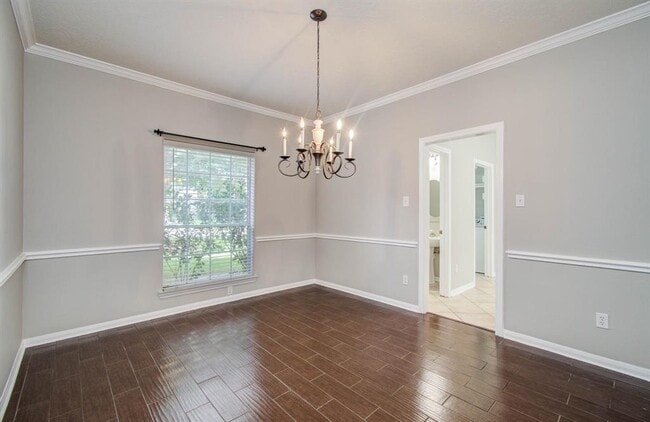 Building Photo - 911 E Hampton Dr