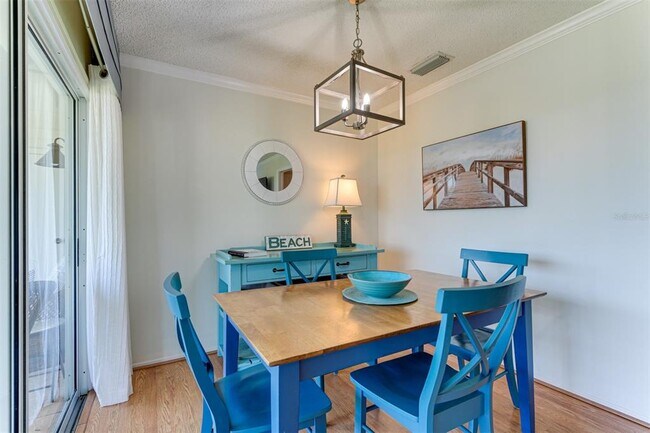Building Photo - 923 Sandpiper Cir