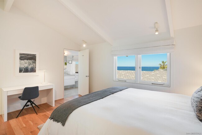 Building Photo - 6266 Camino De La Costa