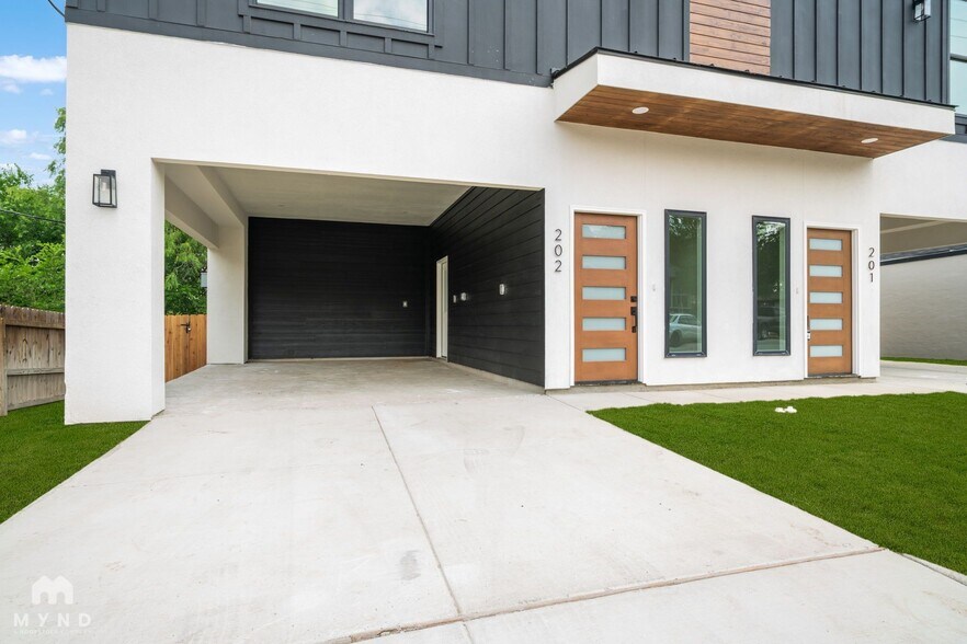 Building Photo - 247 Princeton Ave