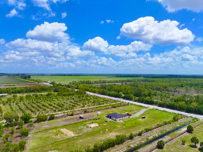 Building Photo - 20365 Marie Ct