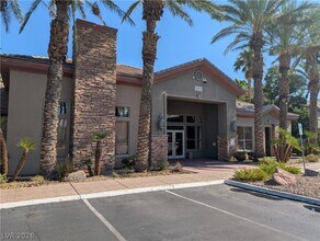 Building Photo - 8000 W Badura Ave