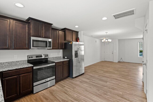 Building Photo - Wonderful 3 BR Townhome in North Durham!  ...