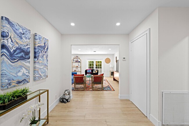 Building Photo - 486 NW 1st St