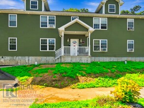 Building Photo - Huntington 44-A