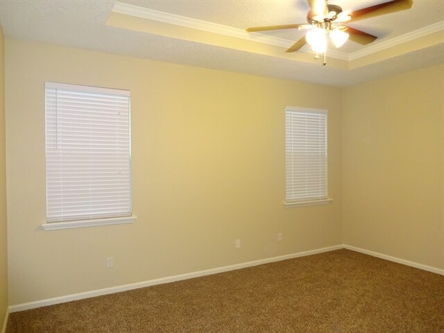 Building Photo - 500 Glendale Ln