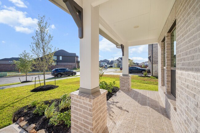 Building Photo - 804 Sarasota Shore Dr